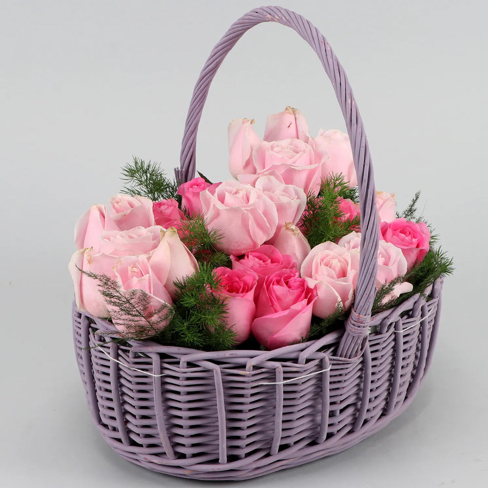 Womens Day Special - Ema & Aqua Roses In Handle Basket